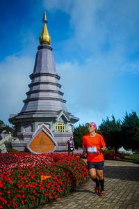 BIB: 102
                            <button type="button" onclick="openModal(25006762)" class="btn btn-primary btn-sm float-right btn-popup" data-toggle="modal" data-target=".modal-high-quality">
                        <i class="fas fa-shopping-cart"></i> Add to Cart
                    </button>
                                            <button type="button" onclick="isThisMe(25006762, true)" class="btn btn-success btn-sm float-right btn-popup btn-isme hidden" data-toggle="tooltip" data-placement="bottom" title="นี่คือรูปของคุณใช่ไหม คลิกที่นี่เพื่อเอาเข้าอัลบั้ม">
                        <i class="fas fa-plus"></i> Add to album
                    </button>
                    <button type="button" onclick="isThisMe(25006762, false)" class="btn btn-warning btn-sm float-right btn-popup btn-isnotme hidden">
                        <i class="fas fa-ban"></i> Remove from album
                    </button>